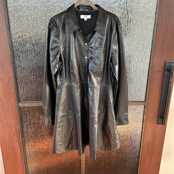 JASON WU
LS SHORT FAUX LEATHER DRESS
Size 14 - Picture 8 of 15